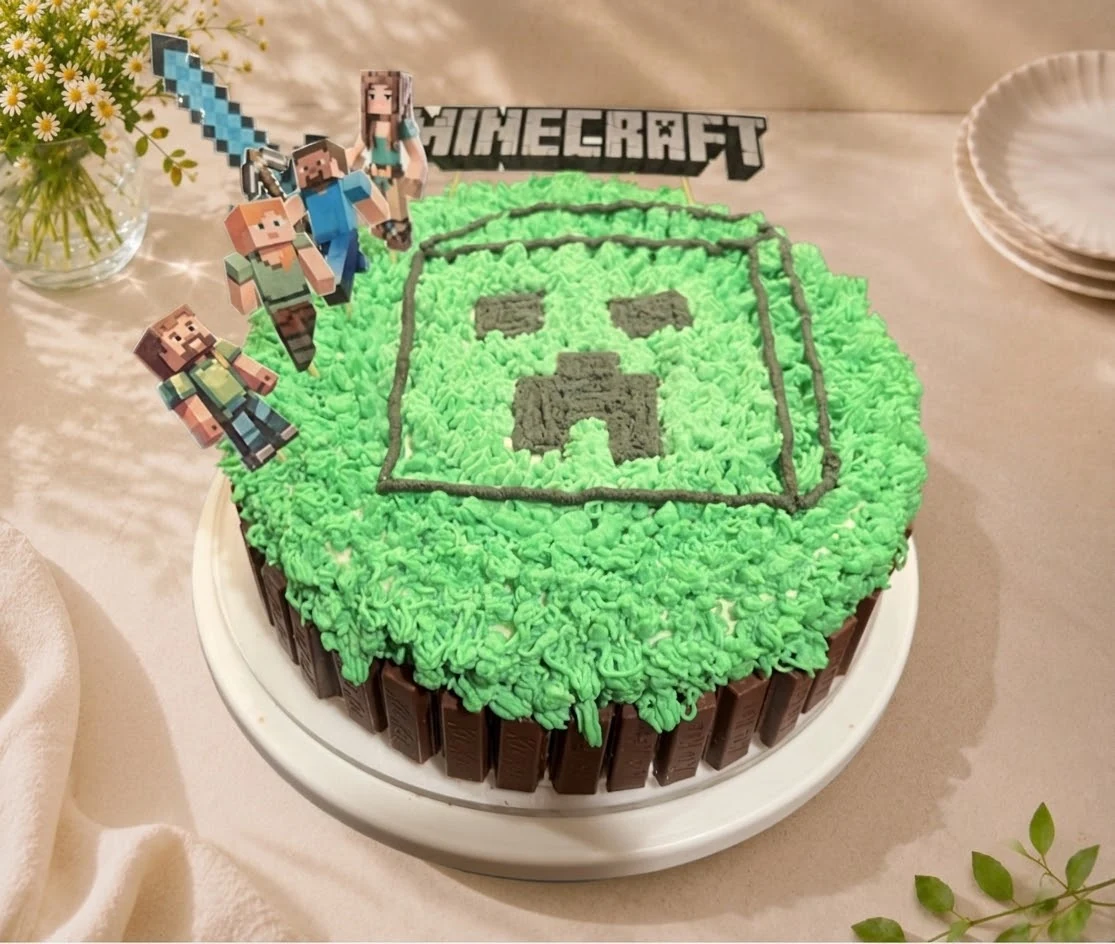 Character cream chiffon cake D